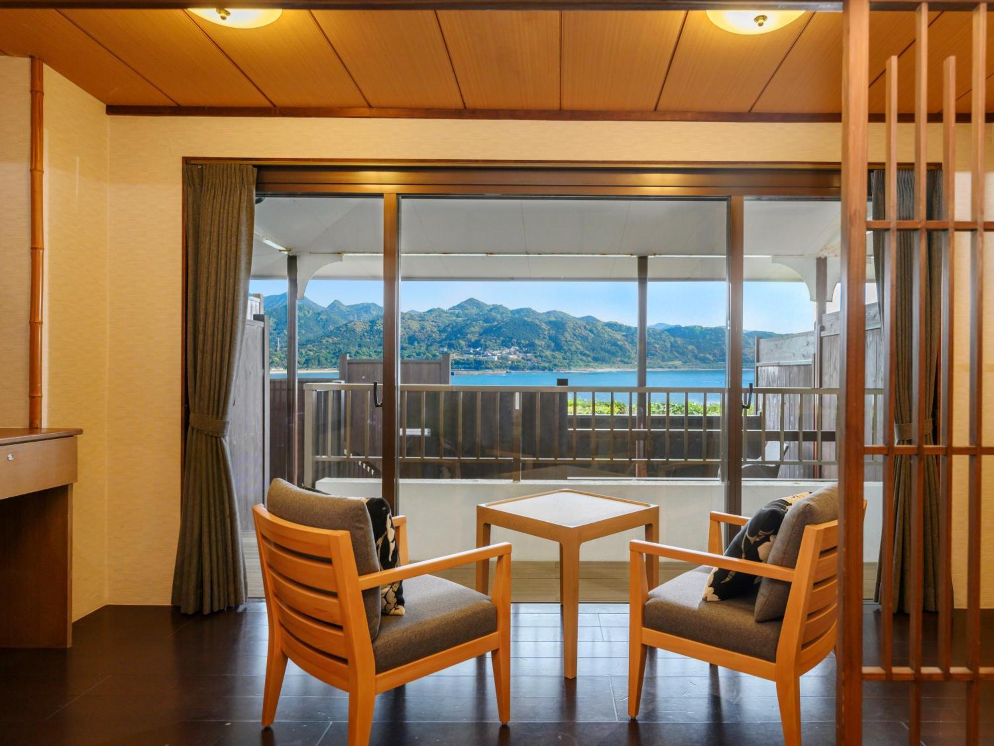 Kamenoi Hotel Nachi Katsuura นาชิคัตสึอุระ ภายนอก รูปภาพ