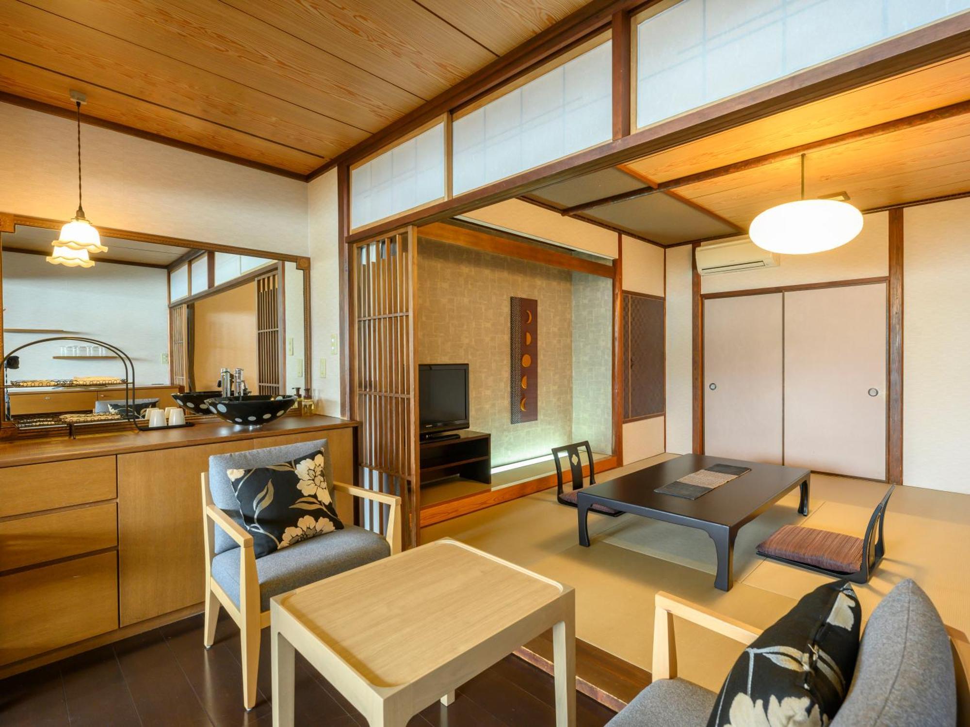 Kamenoi Hotel Nachi Katsuura นาชิคัตสึอุระ ภายนอก รูปภาพ