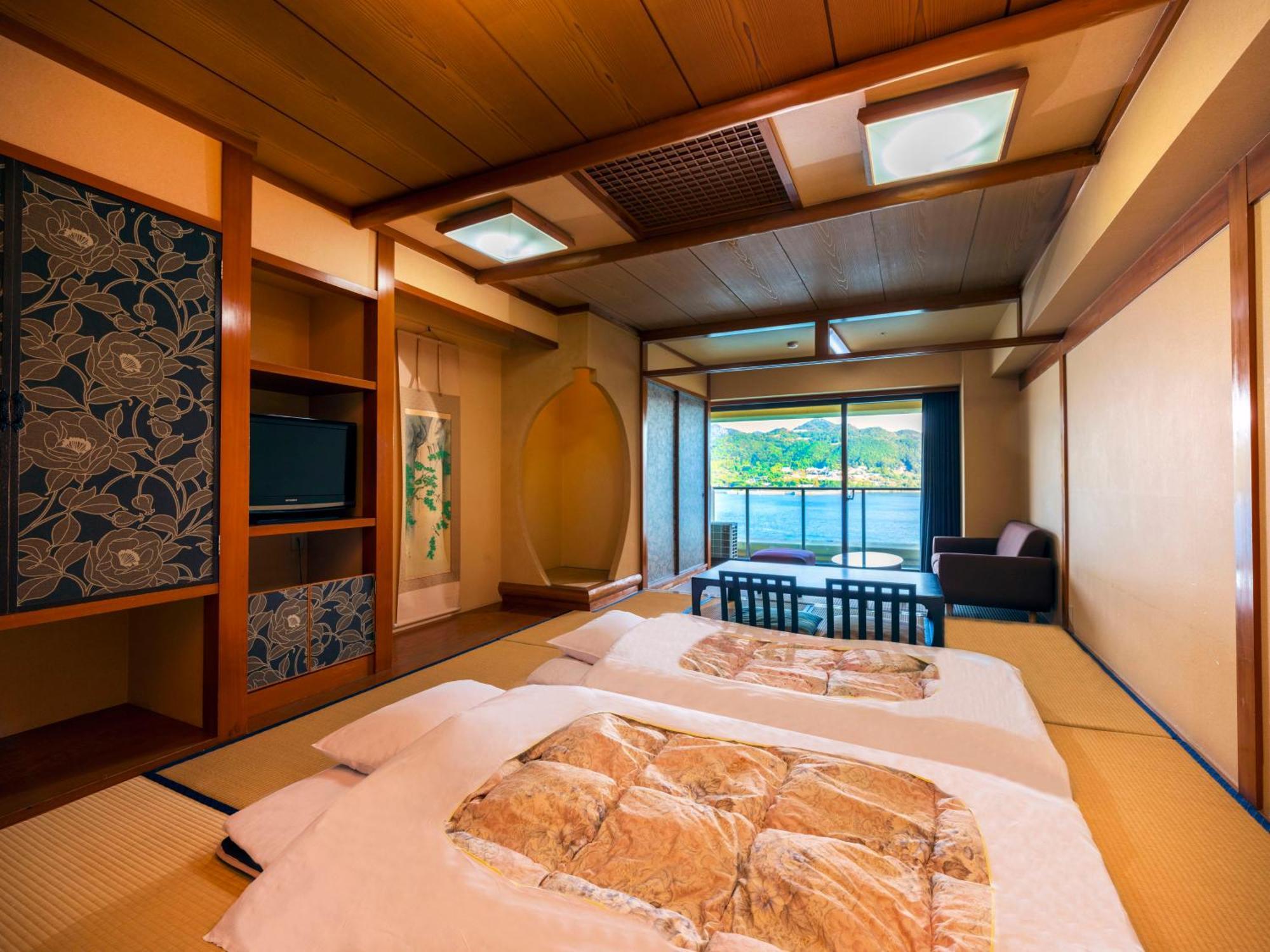 Kamenoi Hotel Nachi Katsuura นาชิคัตสึอุระ ภายนอก รูปภาพ